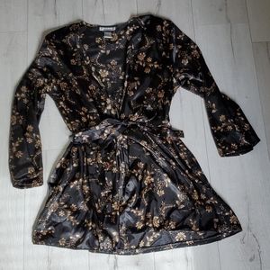 Morgan Taylor Night Robe
